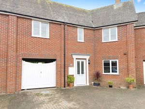 FURZE CRESCENT- click for photo gallery